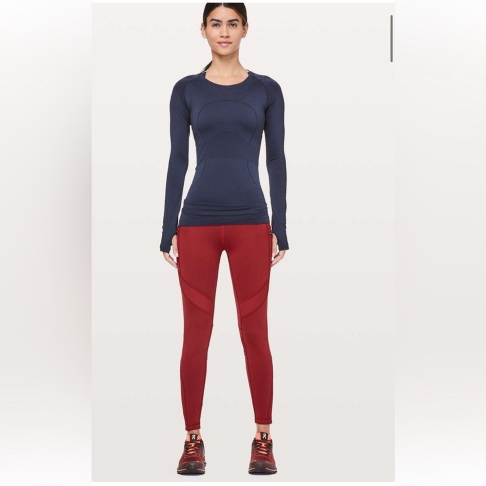 Lululemon Keep The Fleece Tight *28" Dark
Sport Red Size: US 6